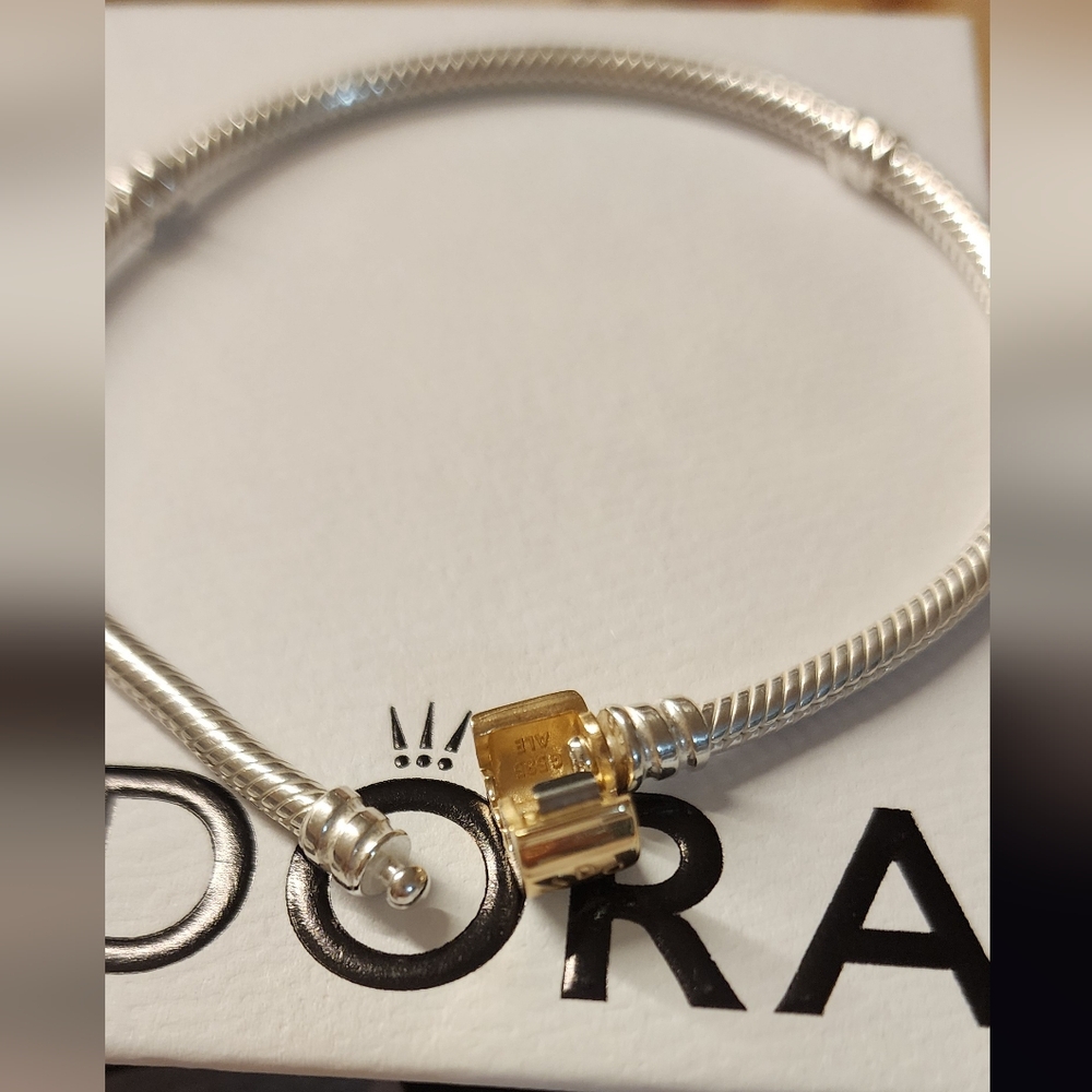 Pandora Moments Two-tone Barrel Clasp Snake Chain Bracelet - Picture 4 of 5